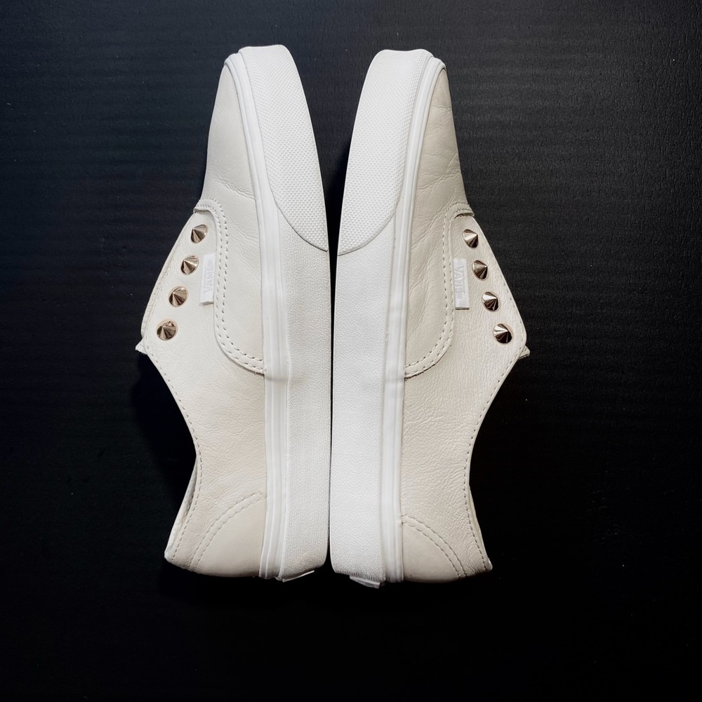 VANS creamy leather with metal studs